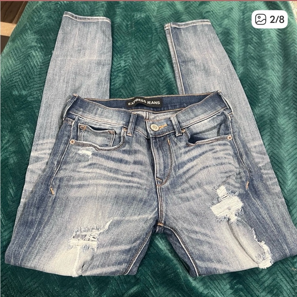 Express Y2K Light Wash Distressed Mid-rise Skinny Jeans - Picture 2 of 8